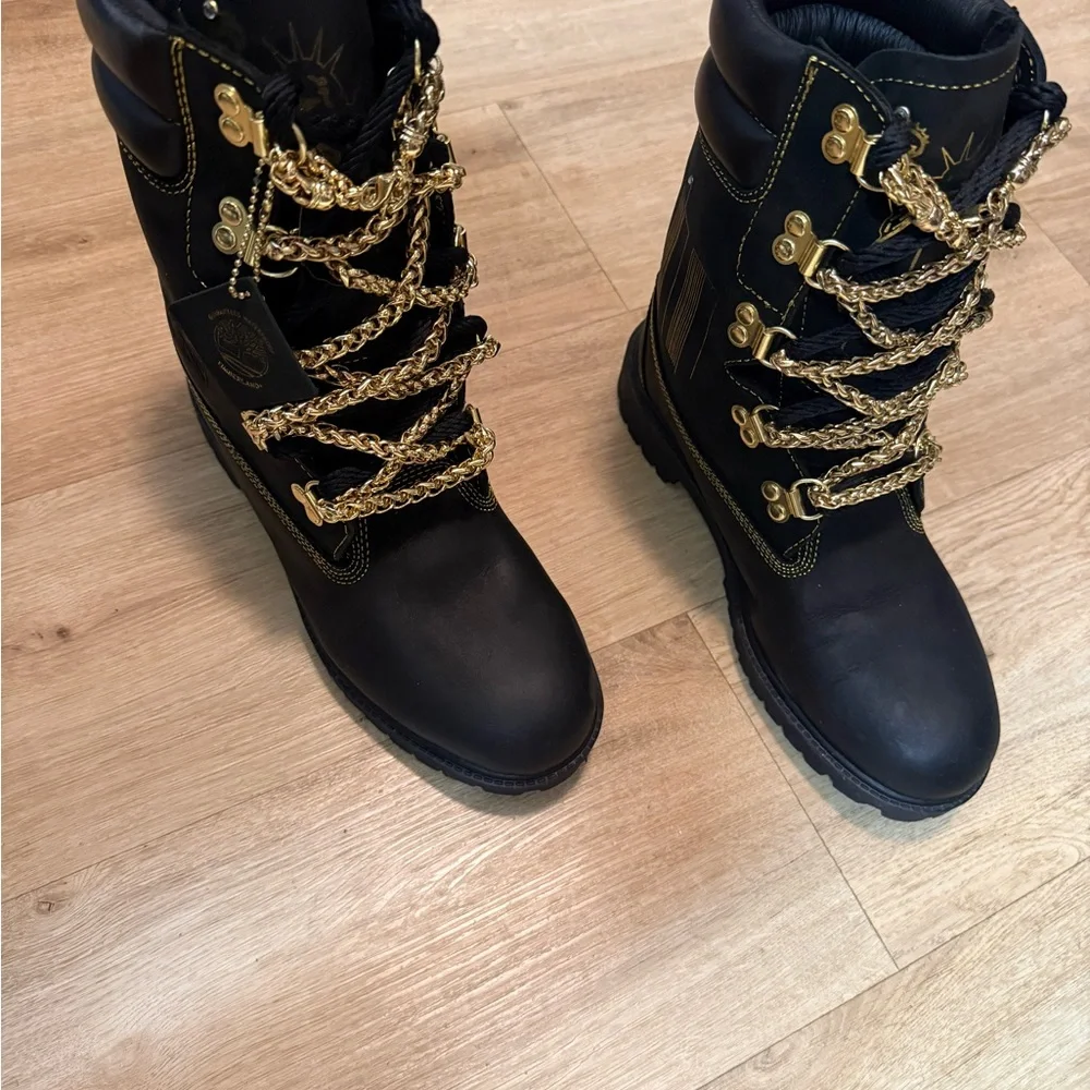 Timberland Planet Brooklyn PRO CUSTOM MADE Black and Plated Gold Chain Boots - Picture 8 of 16